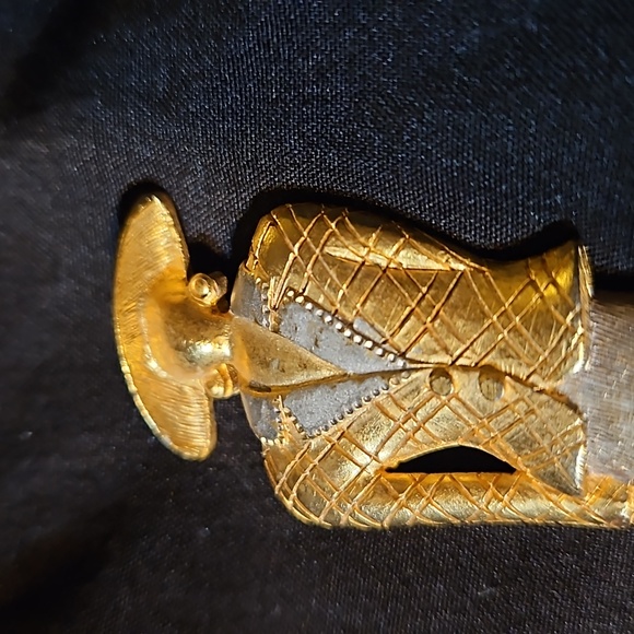 M. JENT LADY BROOCH - Picture 2 of 5